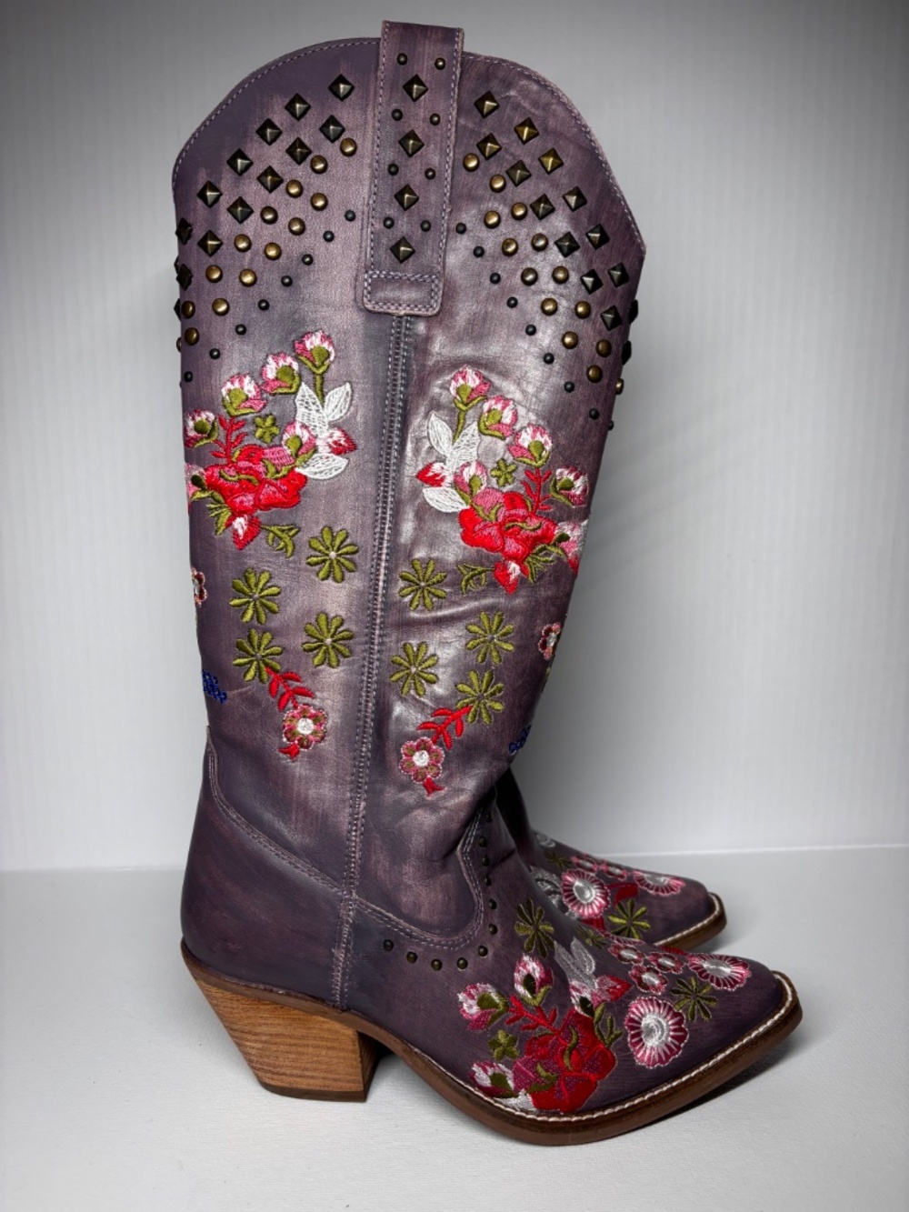 Dingo Lavender Floral Embroidered Leather Cowboy Boots Studded Western Size 6 - Picture 4 of 16